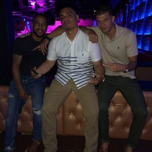 Meet your Posher, Macho